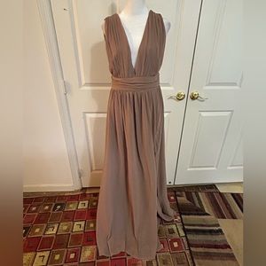 NWT Lulu’s cafe au lait formal dress with high slit, Medium